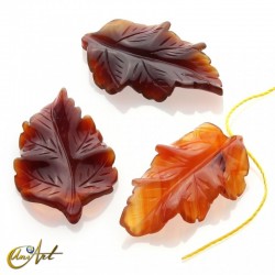 Hoja realista para colgante en piedra natural - Carneola