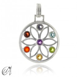 Mándala de plata 925 con las piedras de los chakras