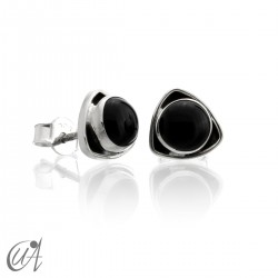 Sterling  silver triangular earrings with stone - Onyx