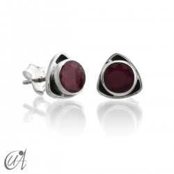 Sterling  silver triangular earrings with stone - Ruby