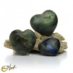 Corazón de labradorita de Madagascar - 7.0 cm
