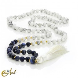 Tibetan mala of howlite with lapis lazuli or sodalite, knotted - Sodalite