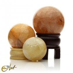 Gold quartz spheres - 6.2 cm