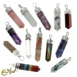 Pack of 15 pencil point pendants of gemstones
