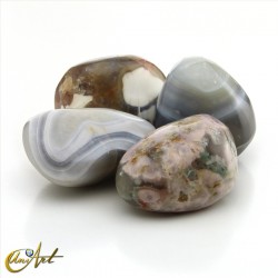 Madagascar chalcedony per kilo, big tumbled stones