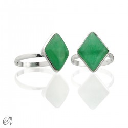 Gemstone silver ring, basic Lozenge shape - 12, Green sapphire