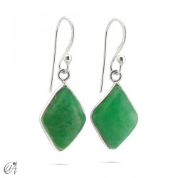 Pendientes modelo rombo básico, plata con piedras - Zafiro verde