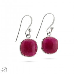 Basic cushion silver earrings with stones - Ruby
