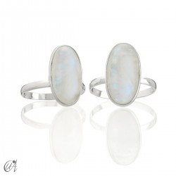 Basic oval silver ring with natural stone - Moonstone, 12