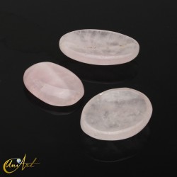 Worry Stones: Stress-relieving stones suitable for Chakras - Rose Quartz