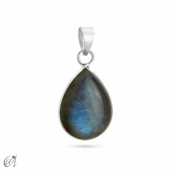 Gemstone in sterling silver - basic teardrop pendant - Labradorite
