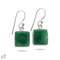 Gemstone square model earrings in silver - Green sapphire