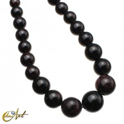 Short Classic Style Garnet Necklace