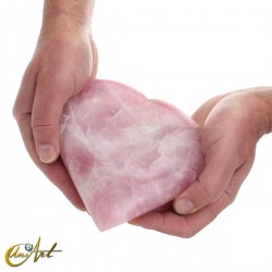 Gran corazón de cuarzo rosa