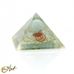 Orgonita piramidal con esfera flotante de piedra natural – 5 cm - Amazonita
