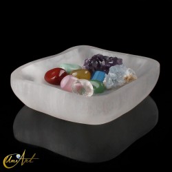 Free-form selenite bowl
