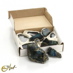 Semi-rough labradorite, 1-kilo box