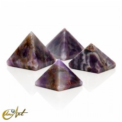 Amethyst pyramid - 4.0 cm