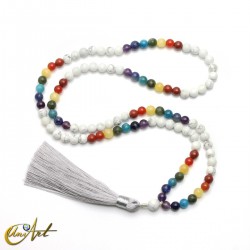 Japa mala con piedras de los chakras y howlita - 6 mm