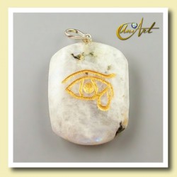 Udjat (Eye of Horus) - Pendant engraved in natural gemstone - Moonstone