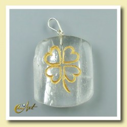 Clover - pendant engraved - Crystal Quartz