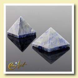 1.5 cm gemstone pyramid - Sodalite