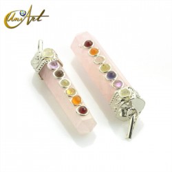 Colgante Punta con las Piedras de los 7 Chakras - Cuarzo Rosa