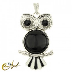 Owl, pendant with semi precious stone - Onyx