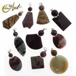 Pack with 10 jasper pendants
