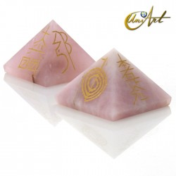 Pirámide de cuarzo con símbolos Reiki - Cuarzo Rosa