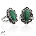 Oval malachite vintage ring with sterling silver