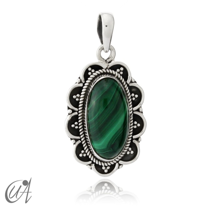 925 Silver and malachite - Vintage Oval Pendant