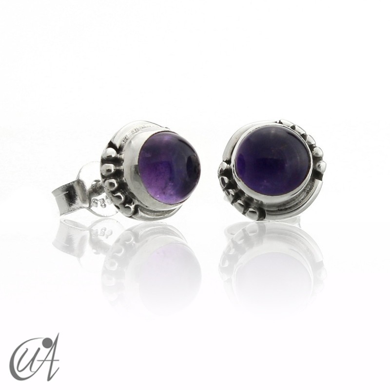 Amethyst and sterling silver, round earrings model Hecate