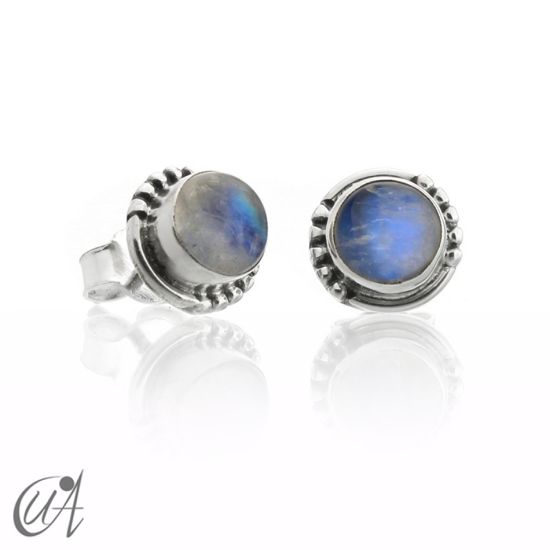 Moonstone and sterling silver, round earrings model Hecate