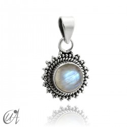Suno pendant in 925 silver with natural moonstone