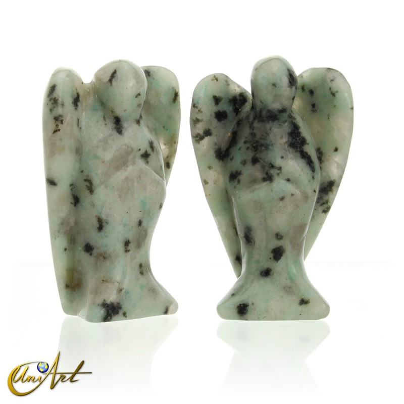 Ángel tallado en jaspe kiwi