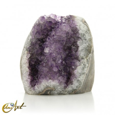 Beautiful amethyst druse with tips