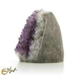 Beautiful amethyst druse with tips