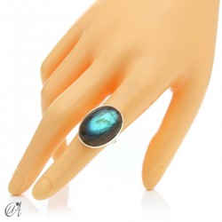 Sterling silver oval ring with labradorite, size 14 model 2