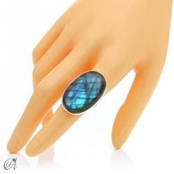 Sterling silver oval ring with labradorite, size 17 model 2