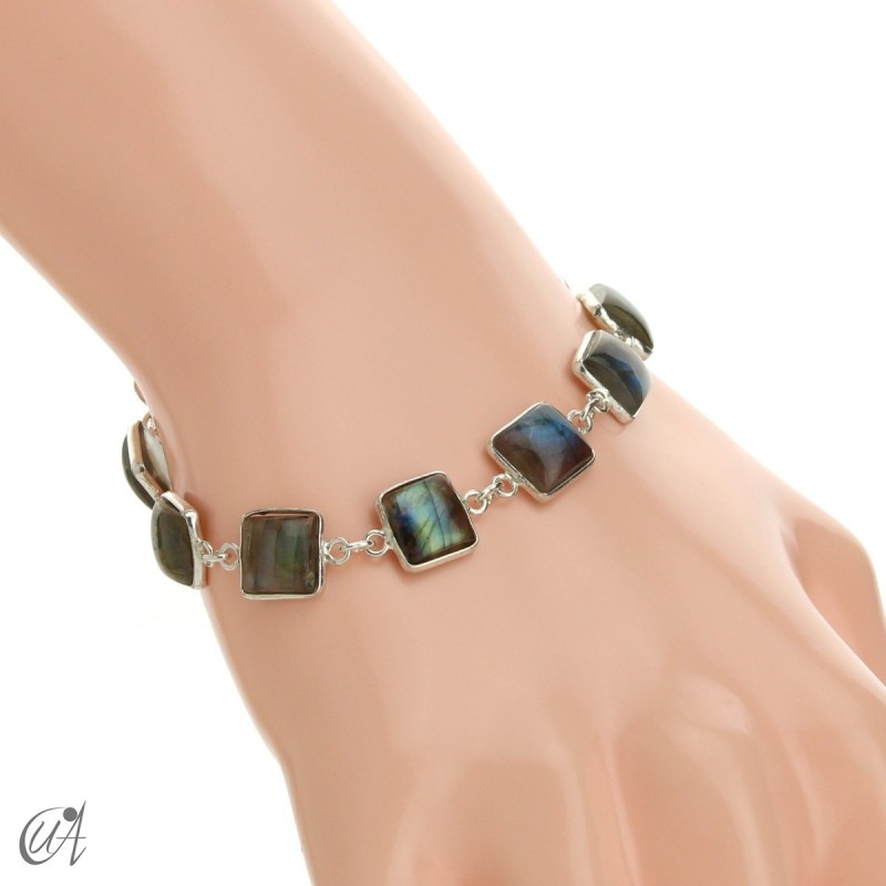 Square stone bracelet in silver - labradorite