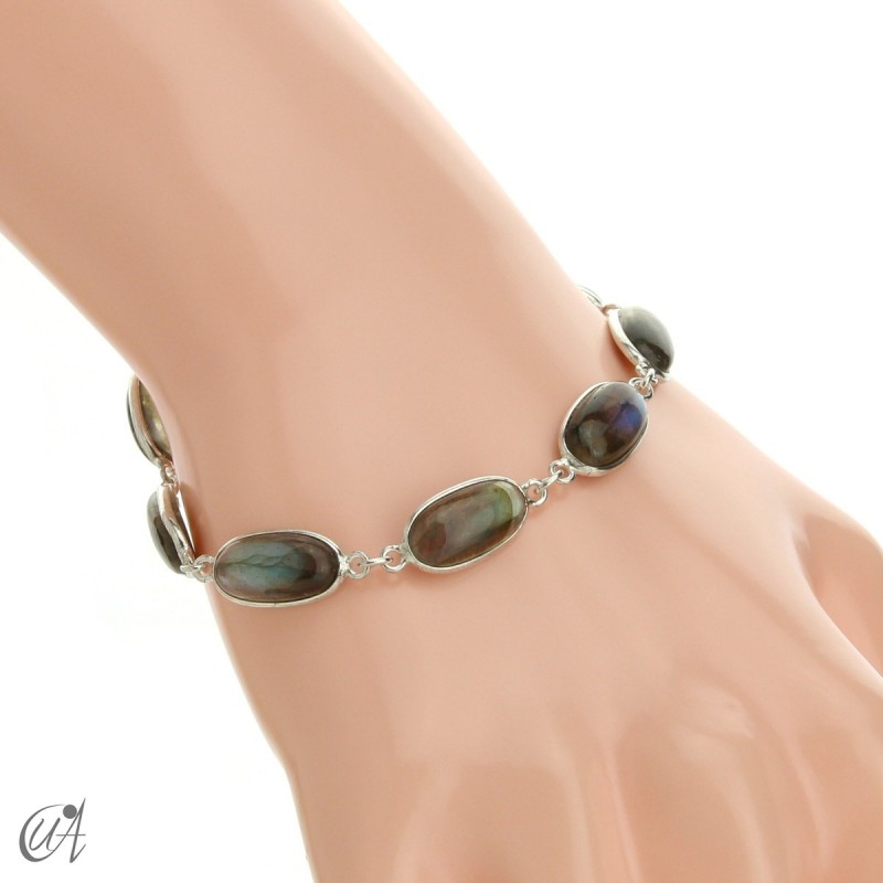 Oval bracelet, sterling silver with labradorite