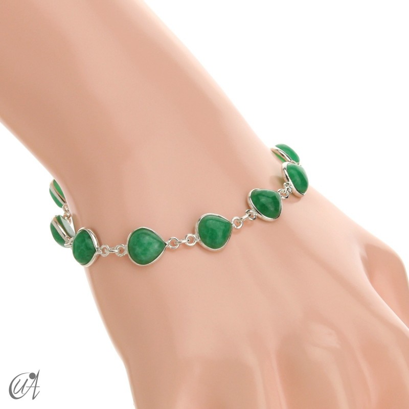 Pear gemstone bracelet in sterling silver - green sapphire