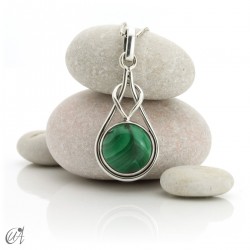 Elo model pendant in sterling silver and malachite