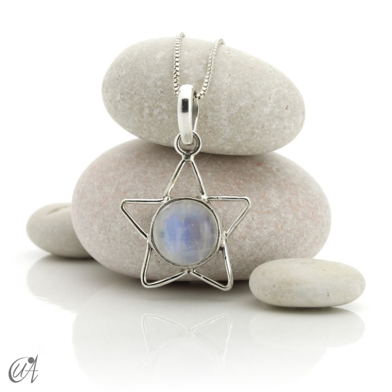 Silver star pendant with natural moonstone