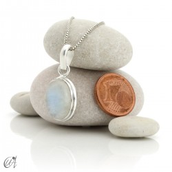 Pendant in 925 silver and moonstone, classic oval model