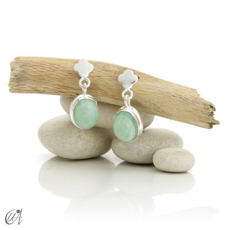 Classic oval model earrings in 925 silver and amazonite