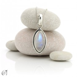 Silver and moonstone, Yací pendant