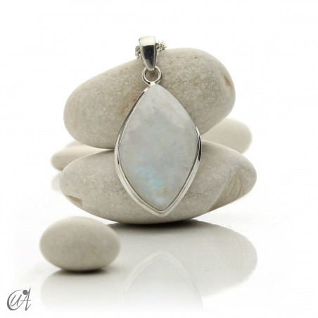 Marquise moonstone pendant in silver - model 6