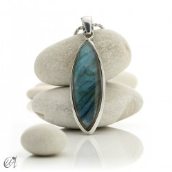Labradorite pendant in sterling silver - marquise, model 1